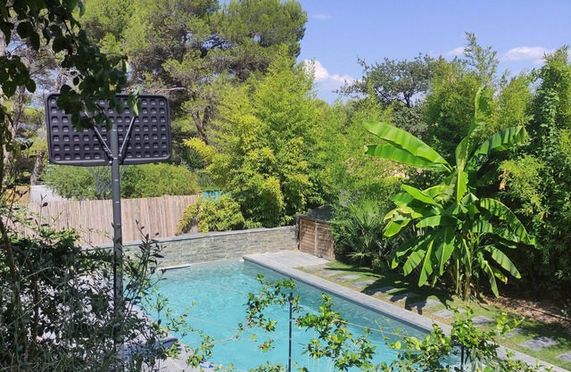Villa 6-8 people - Heated pool - Provence