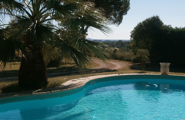 Villa 8/9 p muy cómodo espléndida vista de Uzès