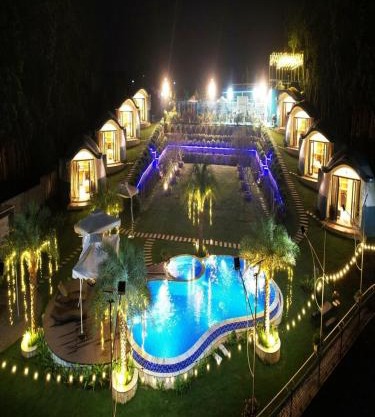 Villa 8 phòng ngủ - view hồ - BBQ - bể bơi riêng - Ba Vì