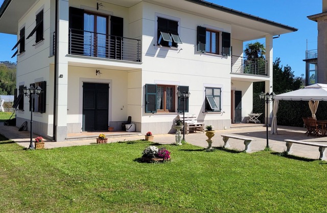 New apartment in a villa 20 minutes from the 5 Terre