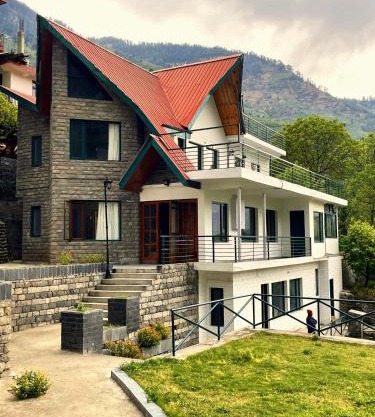 Villa Aavaas