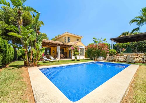 Villa Abaesko by Rock Rentals