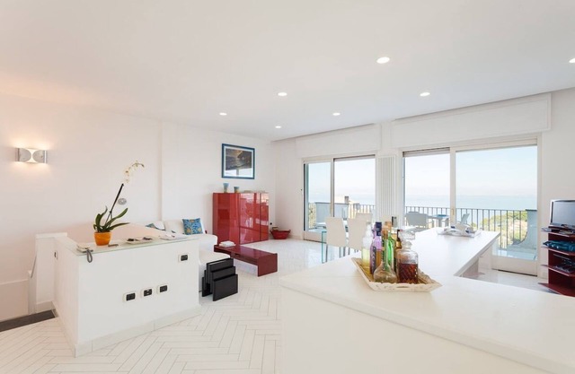 Villa Abate con vistas a la bahía de Nápoles