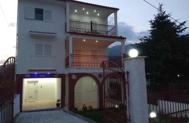 Villa Agnanti Apts and Suites