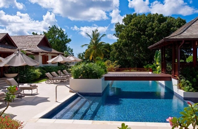 Villa Alila | Near Ocean - Located in Beautiful Sandy Lane with Private Pool