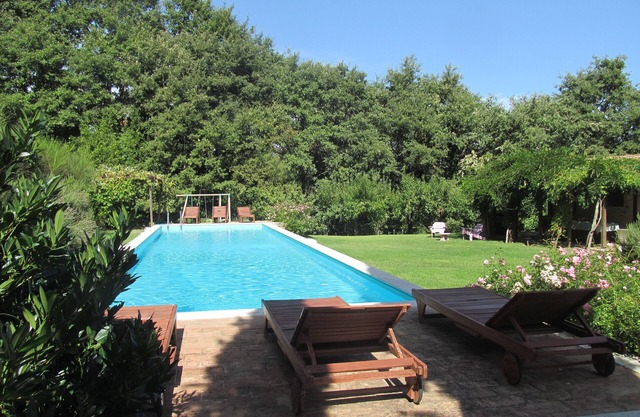 Villa Alle Querce, gran casa de campo, impresionantes vistas de Todi y gran piscina
