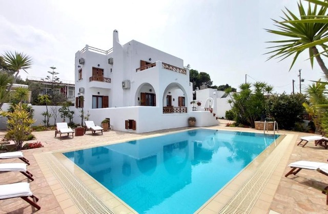 Villa Almyra