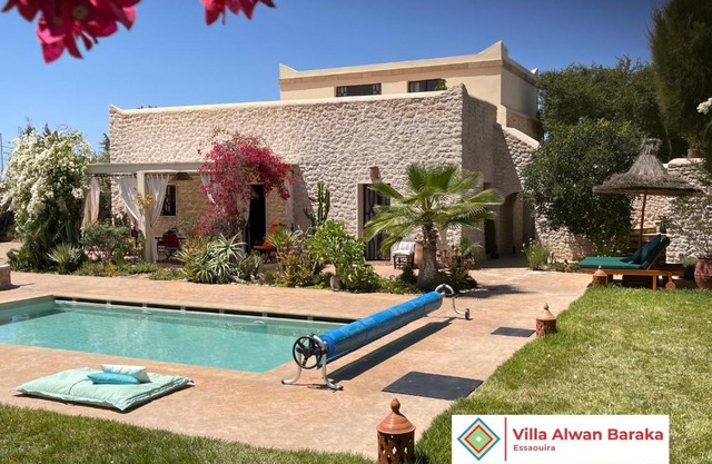 VILLA ALWAN BARAKA - Sans vis à vis, Piscine chauffée, Hammam, Personnel