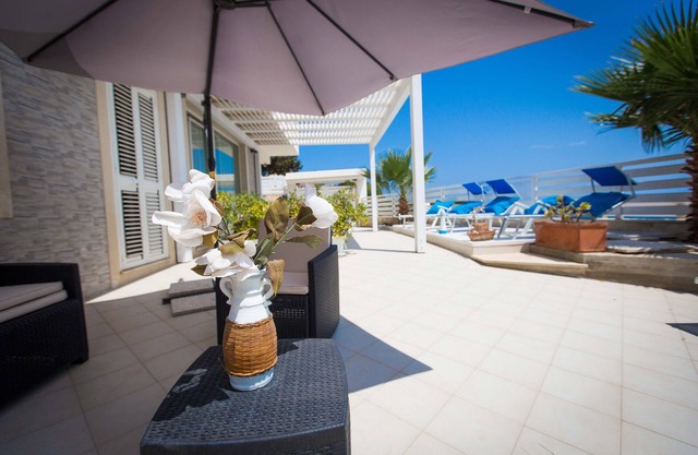 Villa Amateia Dafne frente al mar indep. apt. 2/4 personas - Siracusa - Parque Plemmirio