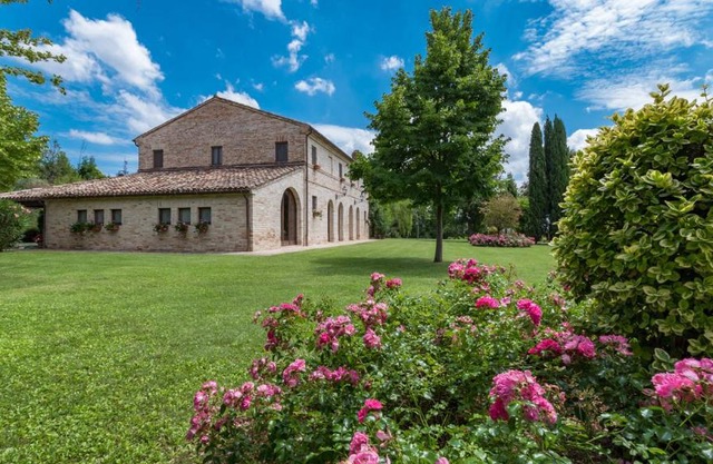 VILLA AMBRAH 12&1, Emma Villas