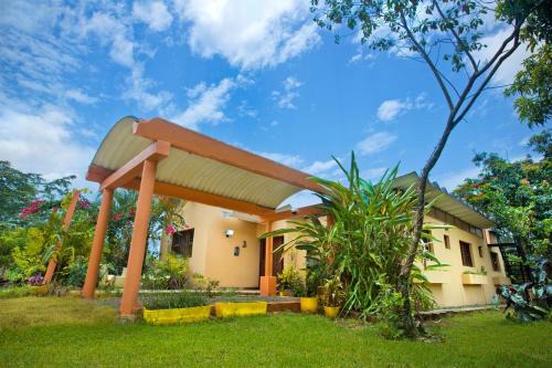 VILLA ANACAHUITA, Limonal