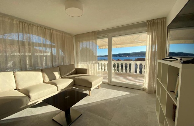 Villa Anica with seaview