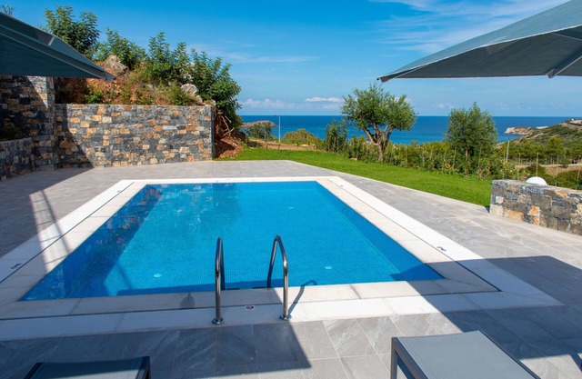 Villa Aqua, Brand New Luxury Villa, Seaview with Private Pool