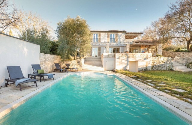 Villa Ardiletta by Villsy