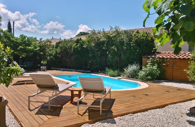 Villa Ardilla - Classée 3 étoiles -Grand confort et bien-être à proximité immédiate du centre du village et des commerces