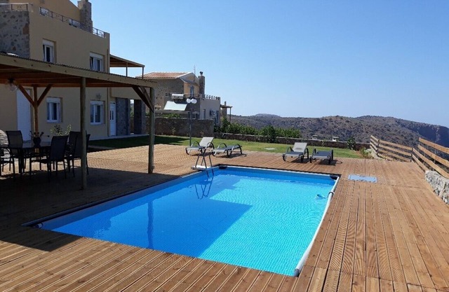 Villa Aretousa, privacidad, serenidad, piscina privada, vistas al mar y al campo de golf de Creta