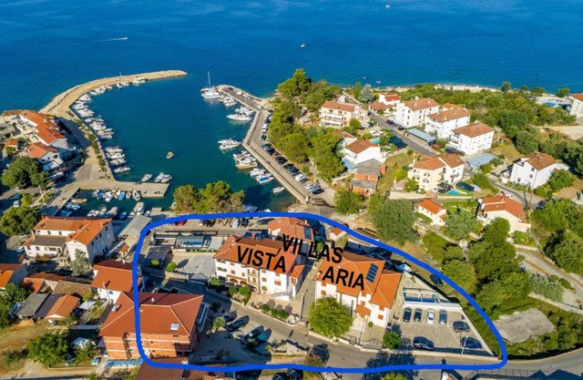 Villa Aria