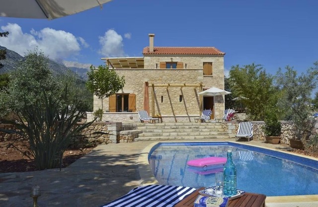 Villa Ariadne - Stylish vacation home with all amenities