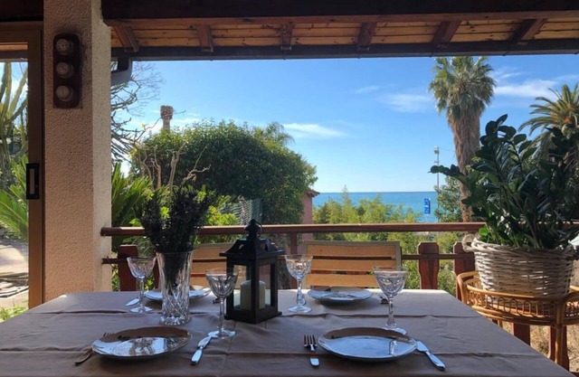 Villa Ascheri Casa de campo con vistas al mar, jardín y Wi-Fi