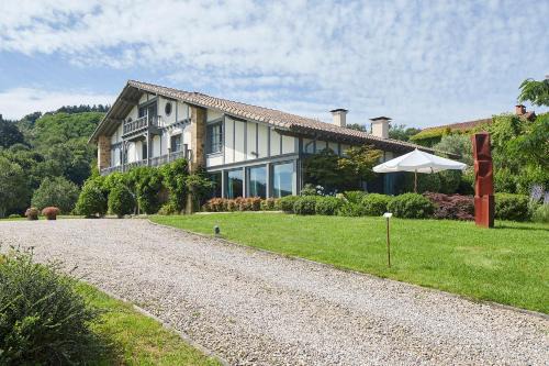 Villa Askizu by FeelFree Rentals