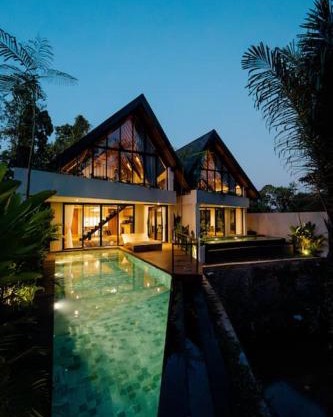 Villa Astu - Peaceful River Retreat Villa near Tanah Lot