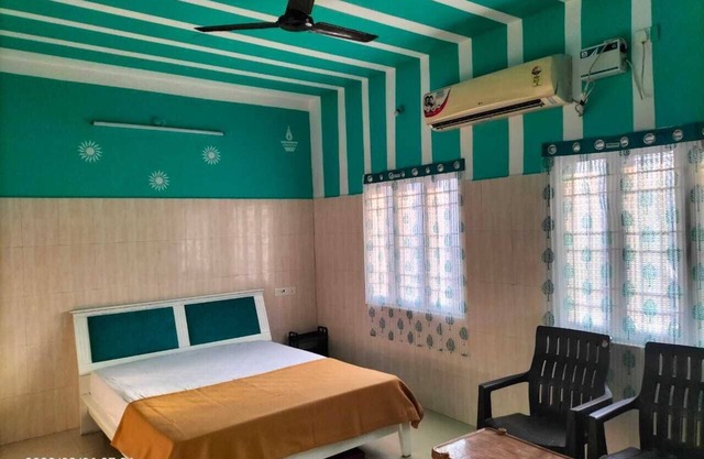 villa at white town