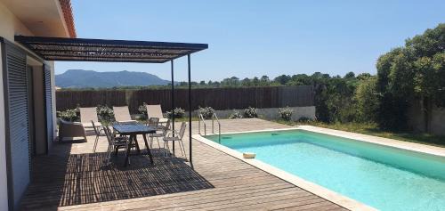 Villa au cœur du maquis