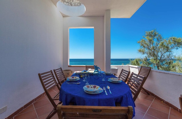 Villa Auruca` by BarbarHouse