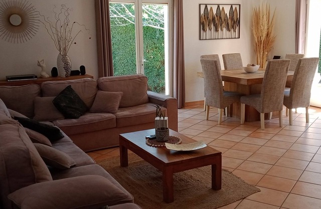 Villa Avec Piscine et Jardin Privé a 10 mn de la mer
