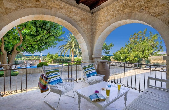 Villa Avra by Villa Plus