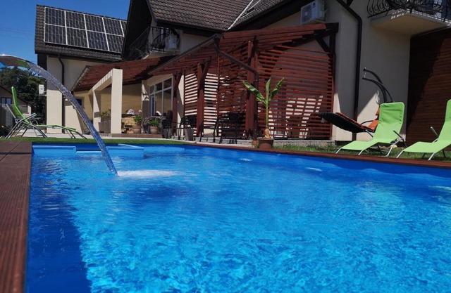 Villa Balifornia