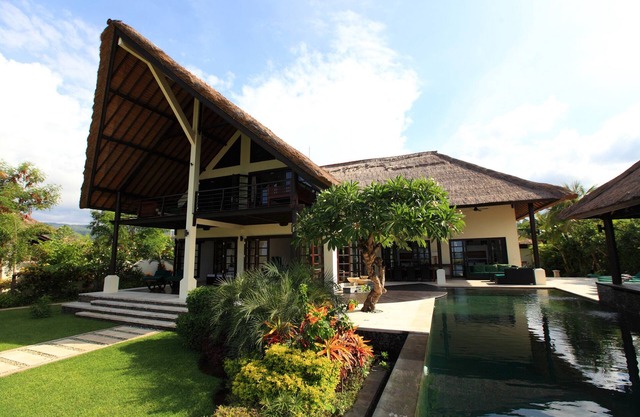 Villa Baruna - Bali Beach Villa una exclusiva villa de vacaciones de lujo en Bali