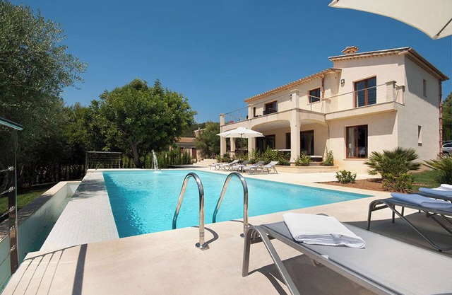 Villa "Bellavista" con vistas a la montaña, piscina privada y Wi-Fi