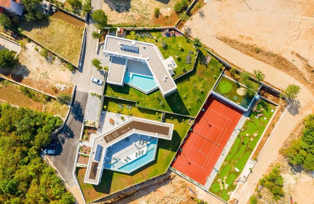 Villa Belle Vie: abundante en instalaciones modernas, comodidades y entretenimiento.