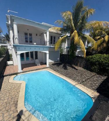 Villa Blue Calodyne