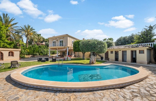 Villa 'Bonavista' con piscina, terraza, balcón y Wi-Fi