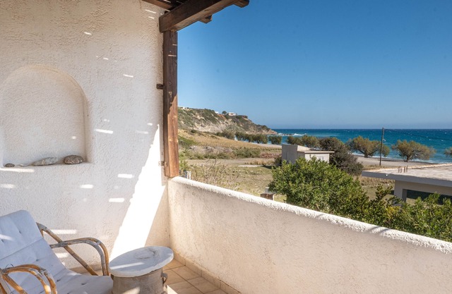 Villa 'Bord De Mer Ile De Crete' con terraza privada, Wi-Fi y aire acondicionado
