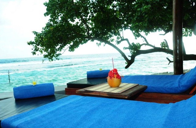 villa breeze thalpe