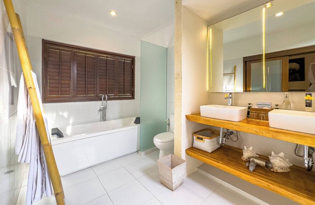 Villa Bugis Kayu Aya Seminyak