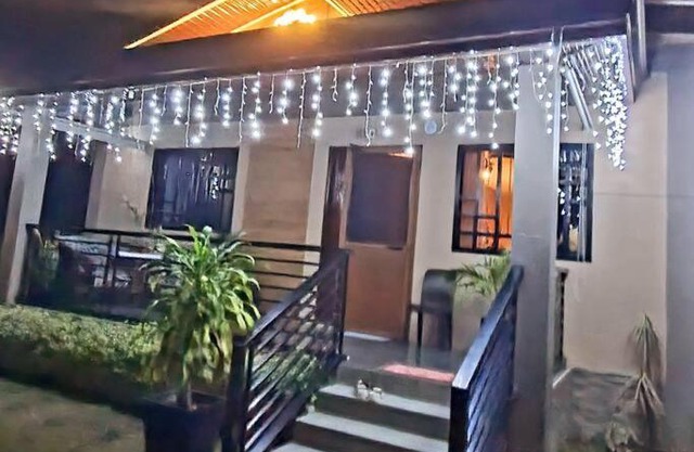 Villa Burgos Spacious Modern Entire House