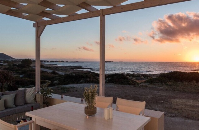Villa de lujo frente al mar a 50 metros de la playa de Falasarna