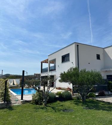 Villa C'est la vie