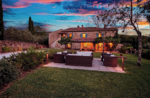 Villa Cacciatora ...