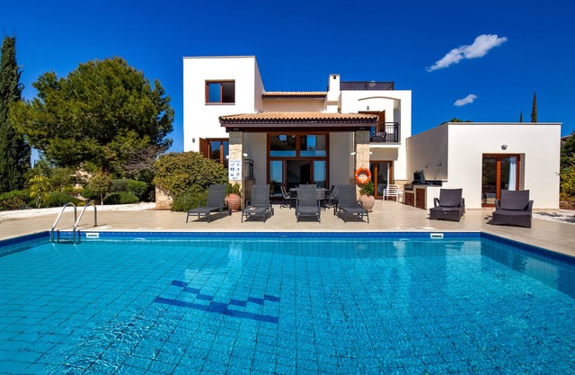 Villa Calantha 93 Aphrodite Hills