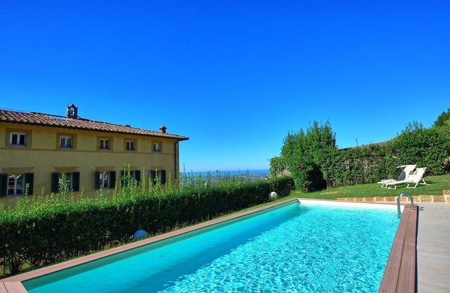 Villa en Camaiore con 7 habitaciones, capacidad 14