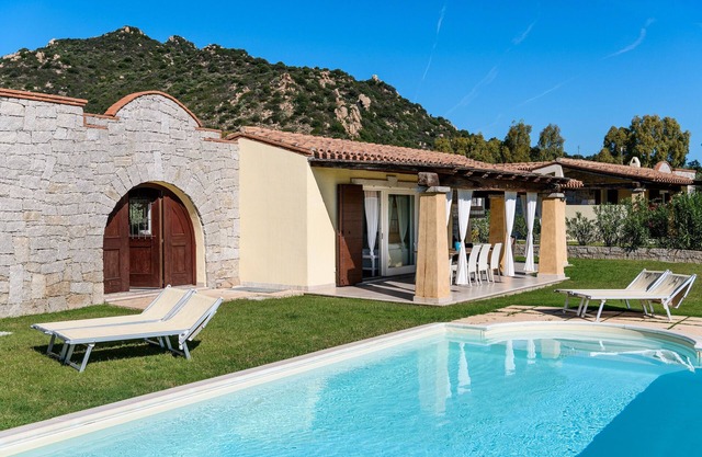Villa 'Campidano' con piscina privada, Wi-Fi y aire acondicionado