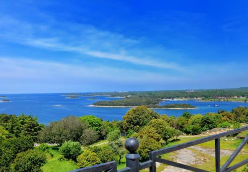 Villa Carla- Istrian Stone Villa with Sea View