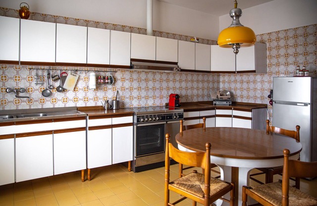 Villa 'Casa Catrosse' with Private Terrace, Shared Garden and Wi-Fi