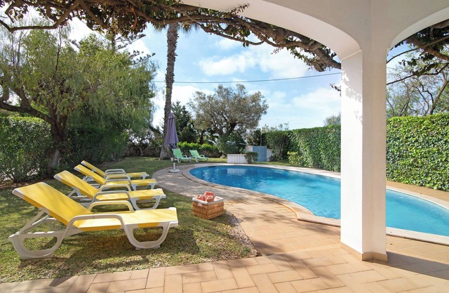 Villa 'Casa Da Oliveira' con piscina privada, Wi-Fi y aire acondicionado