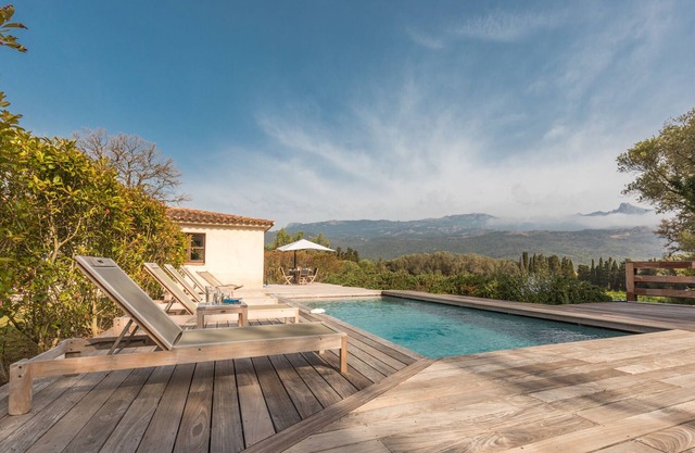 Villa 'Casa Di Pruno' con piscina privada, Wi-Fi y aire acondicionado
